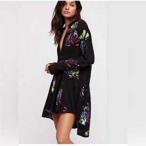 Free People Women's Black Butterfly Tunic SZ Medium